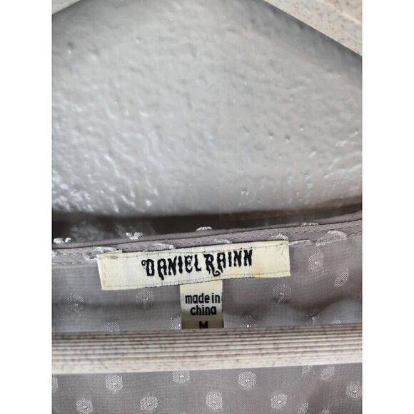 Daniel Rainn Women's Gray Swiss Dot Long Sleeve Sheer Blouse Size Medium - Picture 7 of 7